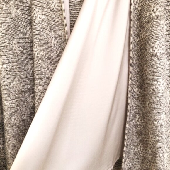 Nic & Zoe Grey Textured Open Cardigan with Sash Trim - Picture 6 of 9